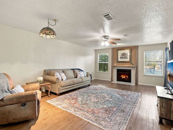 604 Highcrest, UNIT 111, Granite Shoals, TX 78654