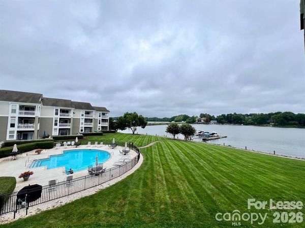 1301 Torrence Circle , Davidson, NC 28036