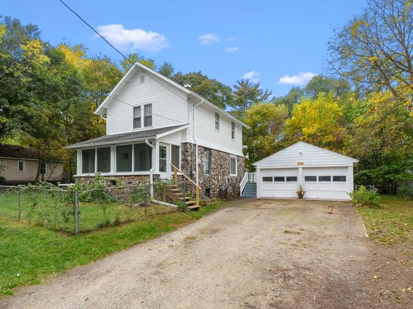 570 Harway Avenue, Kalamazoo, MI 49048