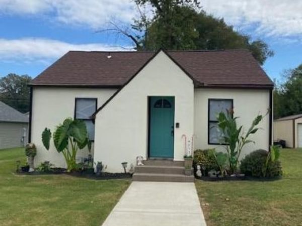 312 N Cypress Street , Advance, MO 63730
