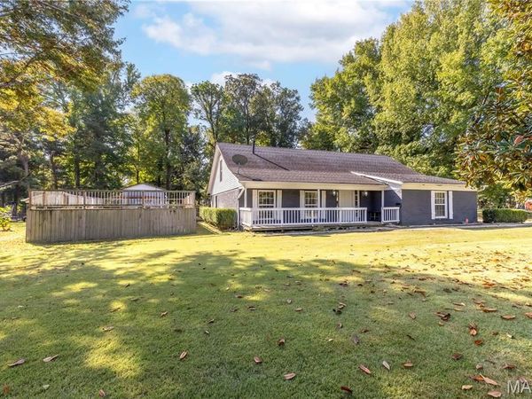 917 W Martin Avenue , Campbell, MO 63933