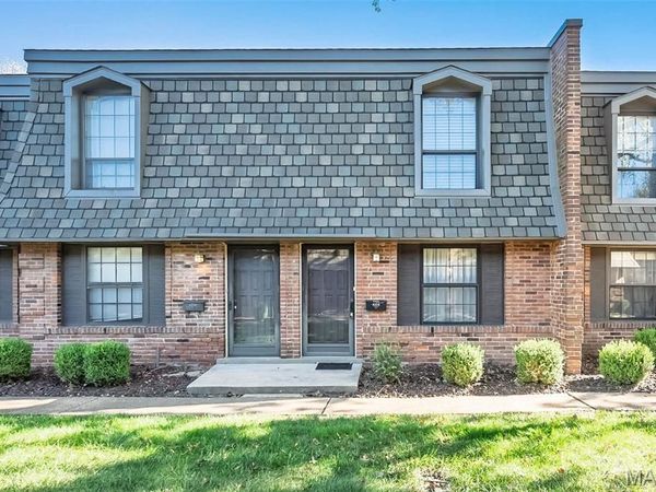 4256 Eiffel Drive, St Louis, MO 63125