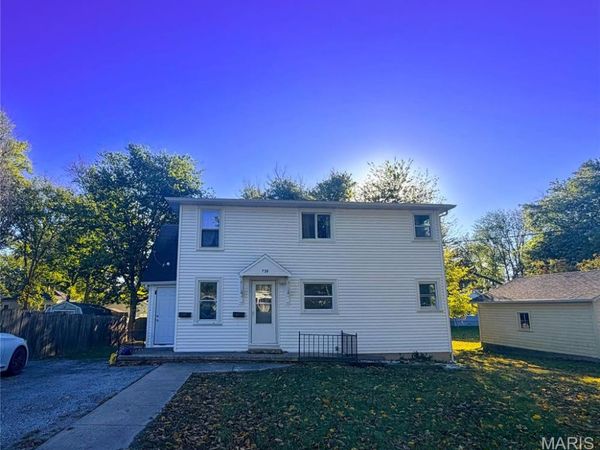 720 S Clark Street , Mexico, MO 65265