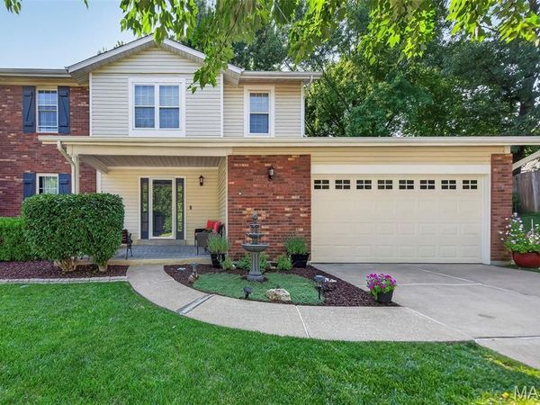 117 Meadow Ridge Court , St Peters, MO 63376