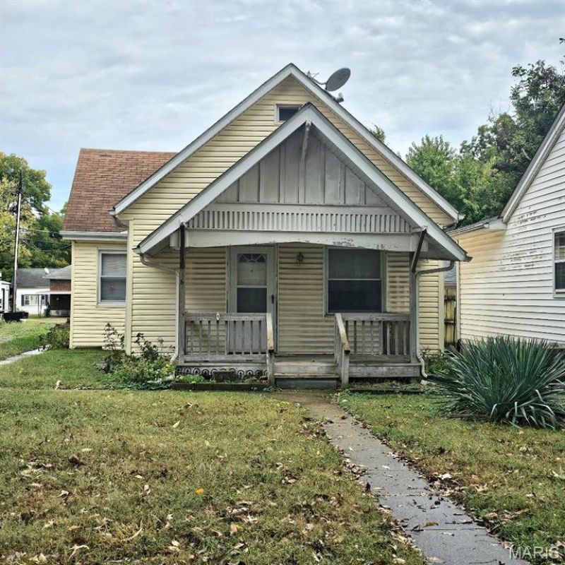 6 N Smith Street, Smithton, IL 62285 Main Photo