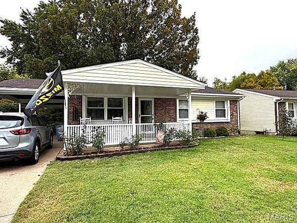 2809 Penbrooke Lane , Unincorporated, MO 63301