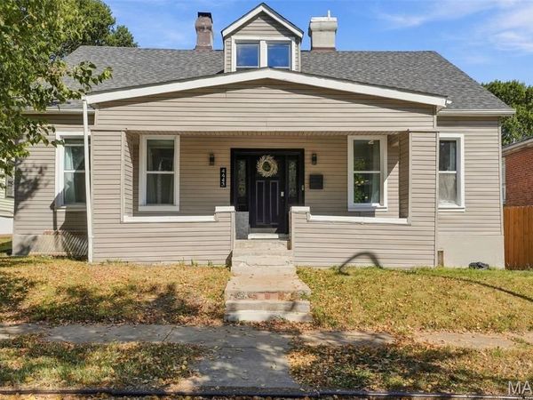 4443 Itaska Street , St Louis, MO 63116