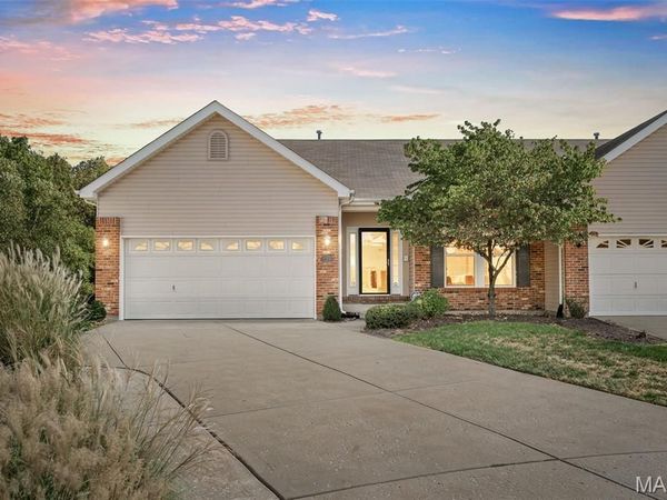 134 Fallon Villa Court, O'Fallon, MO 63368