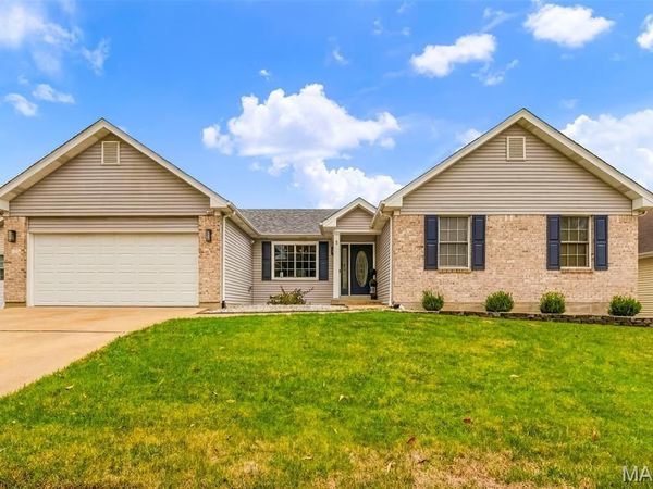 3 Hatcher Run Court , St Peters, MO 63376
