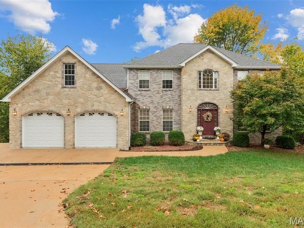 8 Riverchase Drive , Union, MO 63084