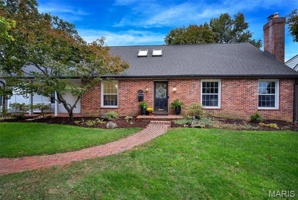 642 Windrush Drive, Kirkwood, MO 63122 Main Photo