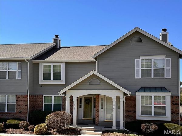10497 Chardonniere Drive , St Louis, MO 63135