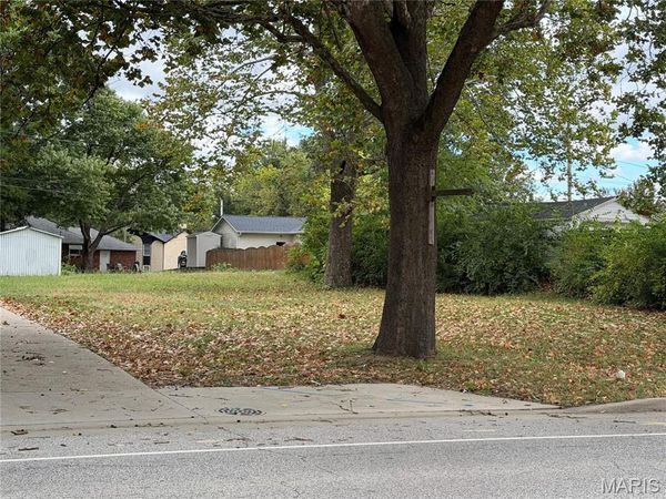 705 Poplar Street , Highland, IL 62249