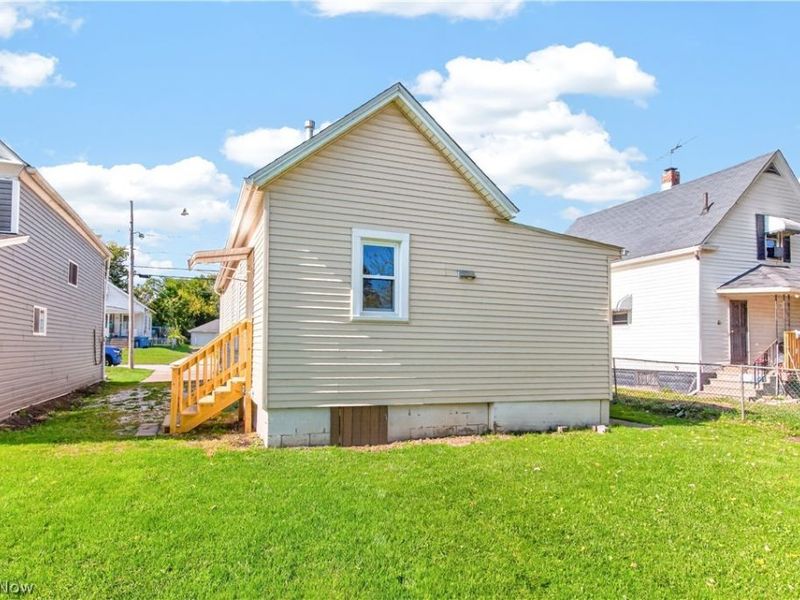 3527 Clifton Avenue, Lorain, OH 44055 Photo 24