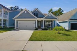 436 Eagleview Drive photo 4