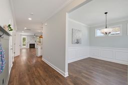 436 Eagleview Drive photo 4