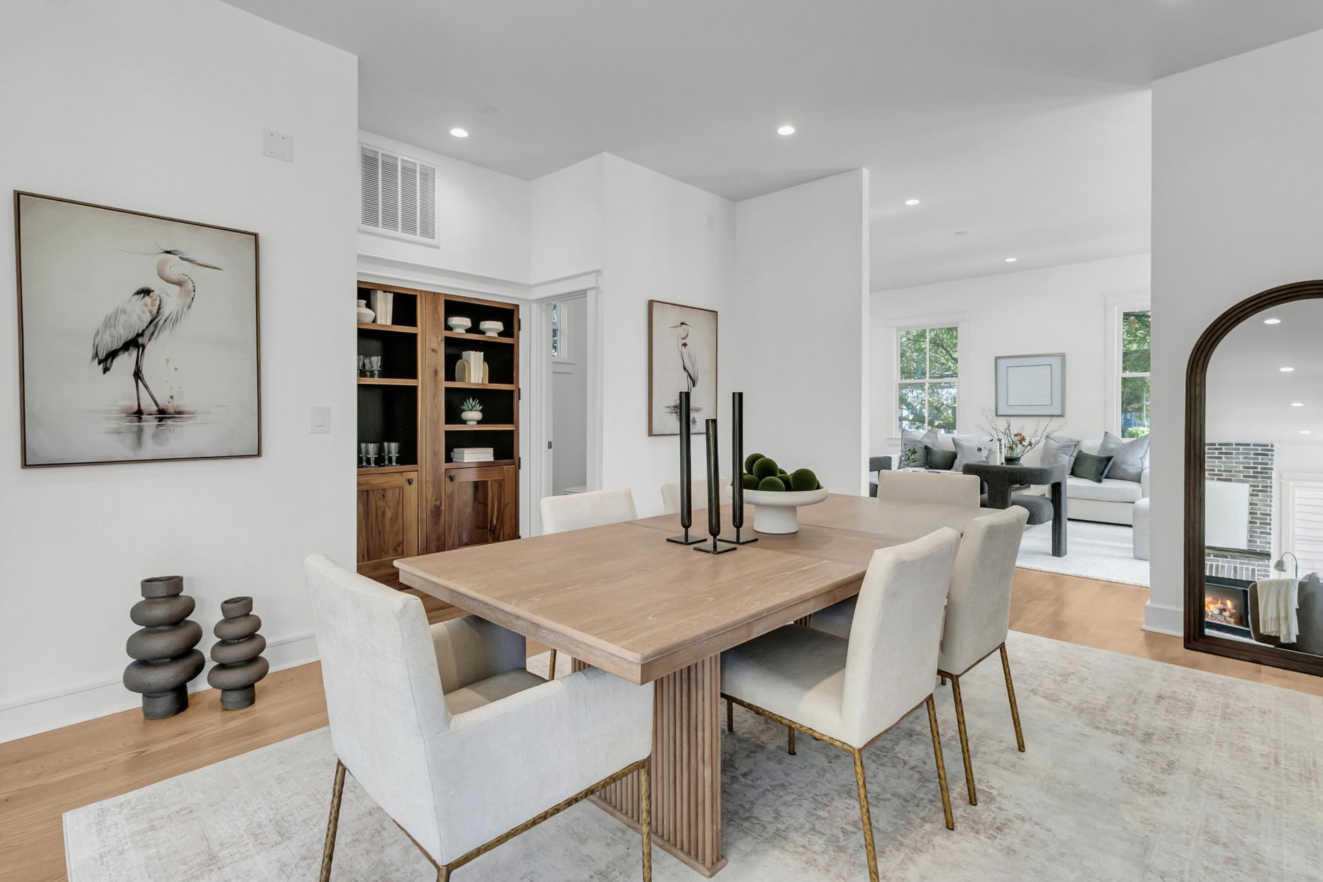 9 Elizabeth Street Photo 11
