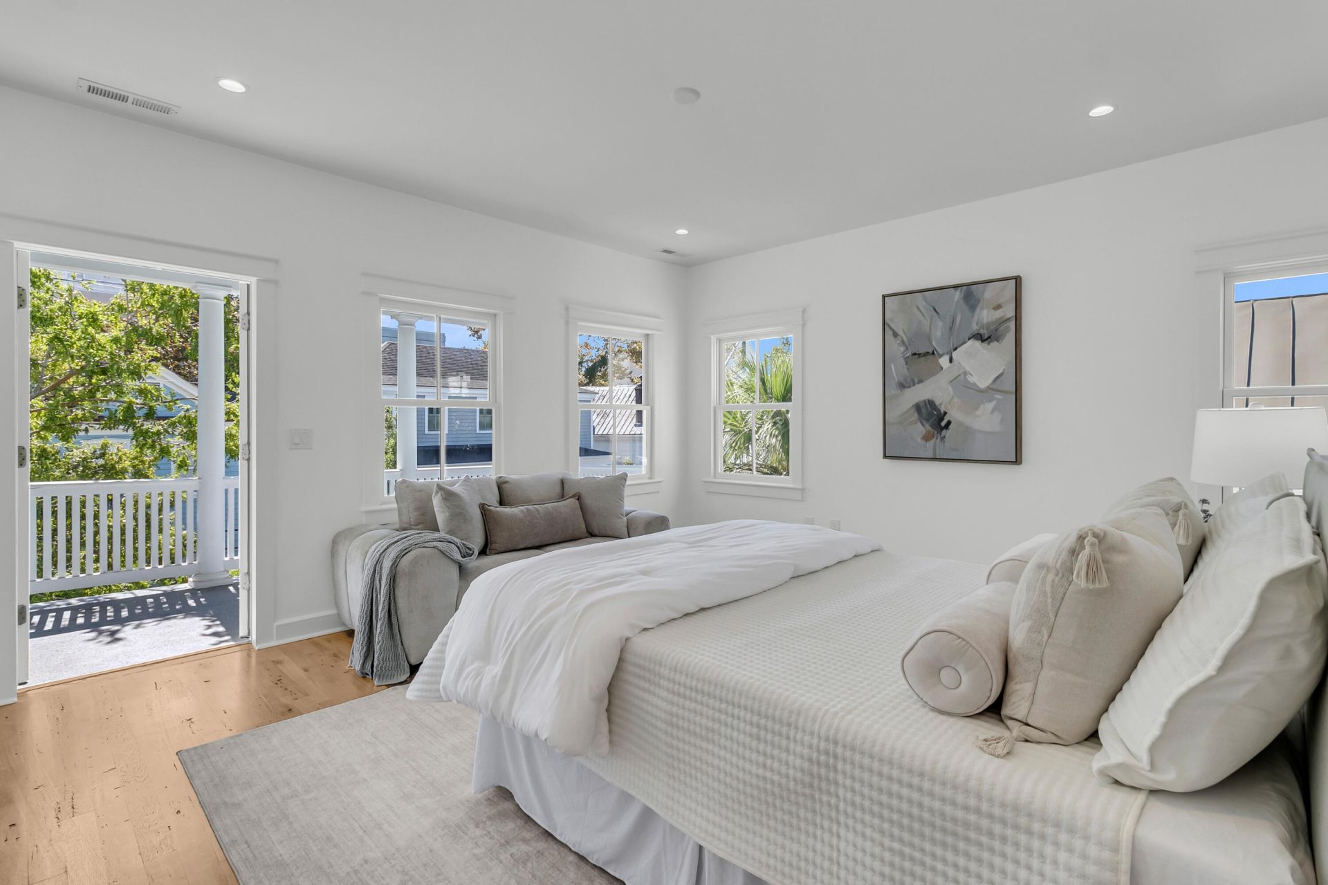 9 Elizabeth Street Photo 23