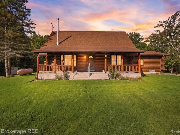 5758 McKinley Road, China Township, Mi 48054