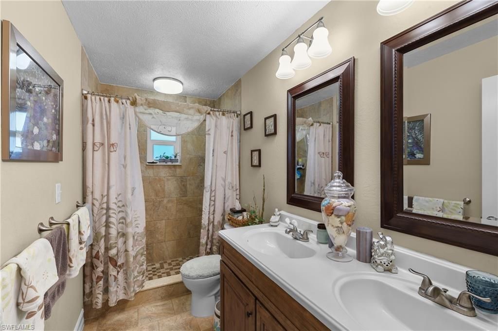 2324 Caladium Rd, Fort Myers, FL 33905 Photo
