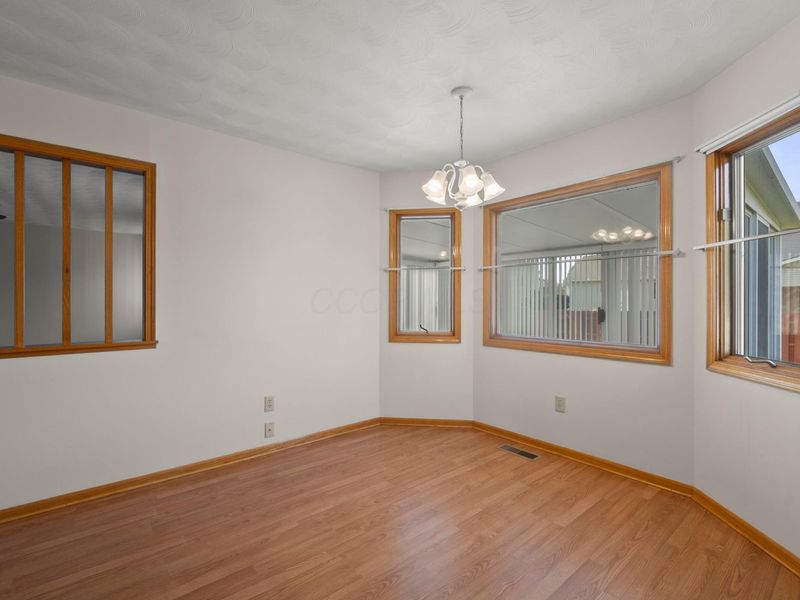 1545 Ojibwas Court , Grove City, OH 43123 Photo 17