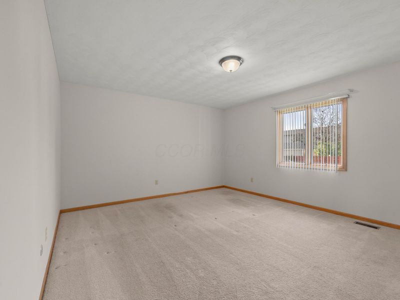 1545 Ojibwas Court , Grove City, OH 43123 Photo 22