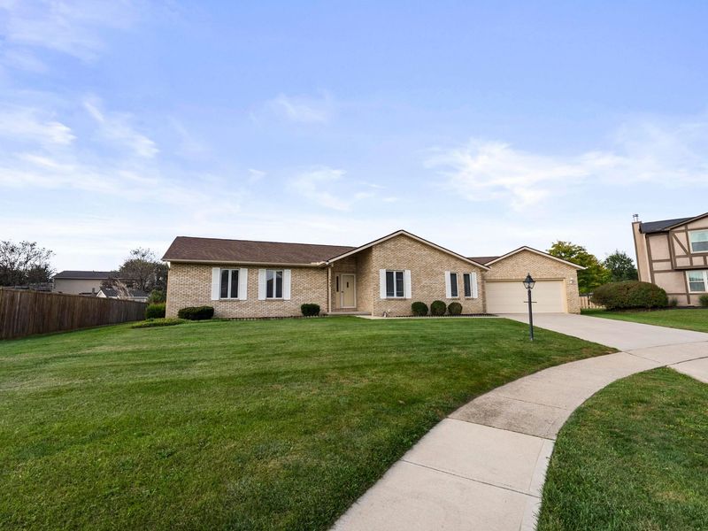1545 Ojibwas Court , Grove City, OH 43123 Photo 31