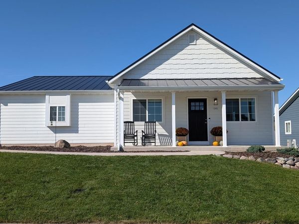 243 Binsfeld STREET, Belgium, WI 53004