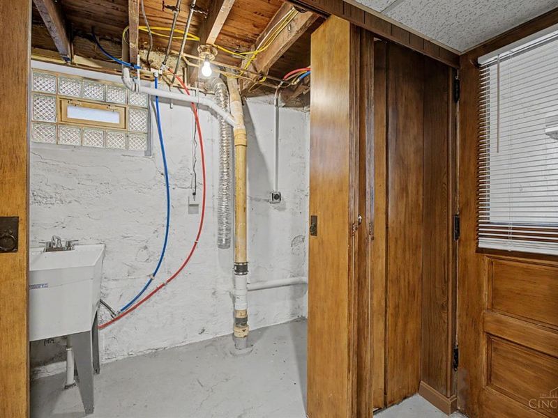 3483 Alta Vista Avenue, Cheviot, OH 45211 Photo 11