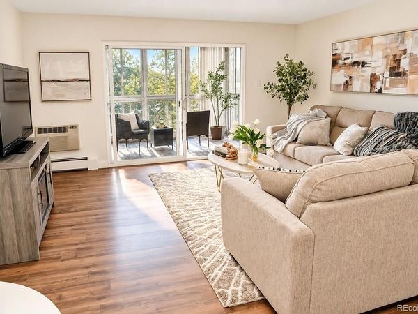 605 S Clinton Street , Unit 7B, Denver, CO 80247