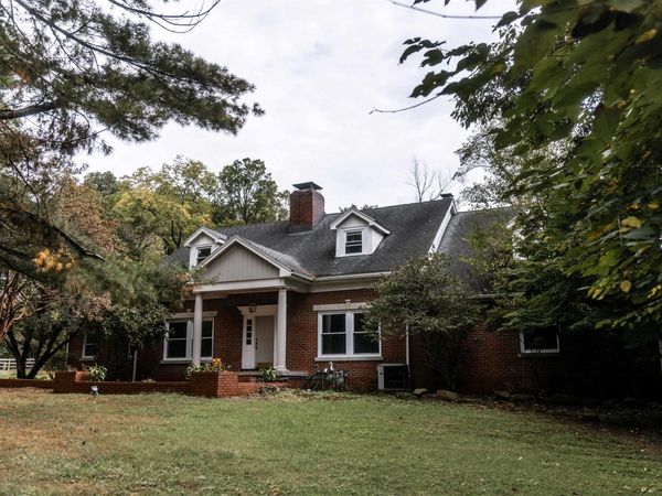 945 Pine Gate Road, Evansville, IN 47725