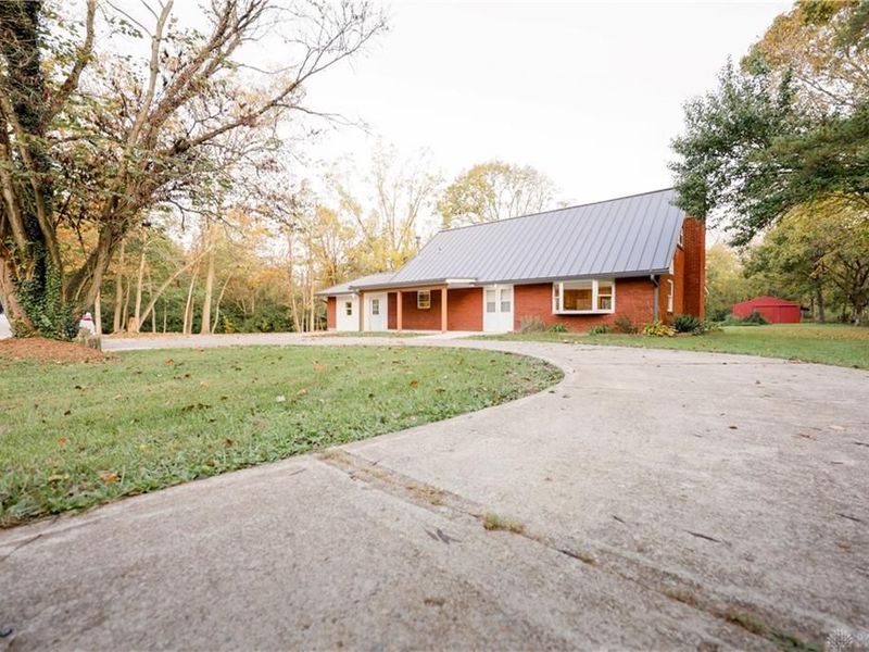 14421 Eaton Pike, New Lebanon, OH 45345 Photo 4