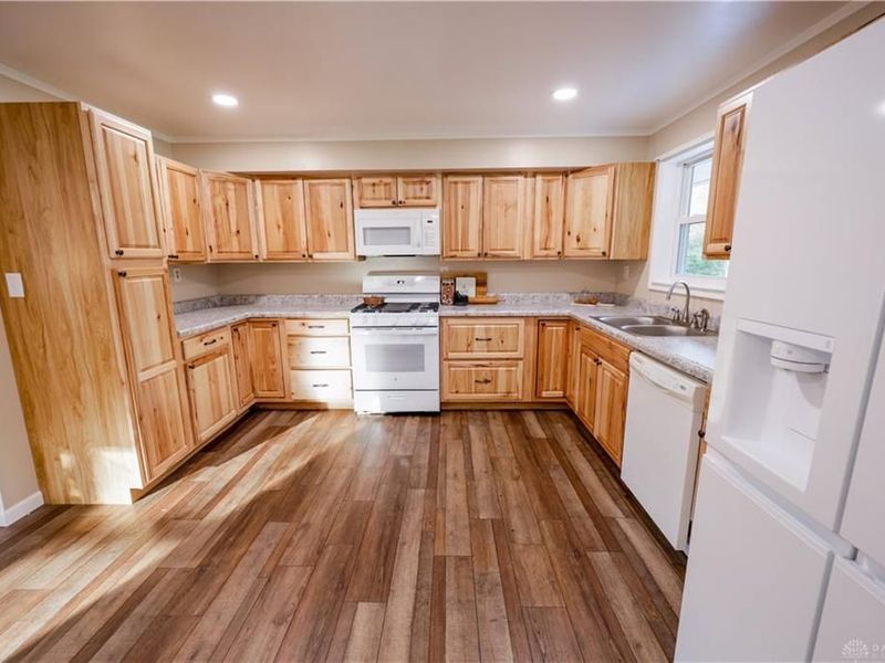 14421 Eaton Pike, New Lebanon, OH 45345 Photo 8