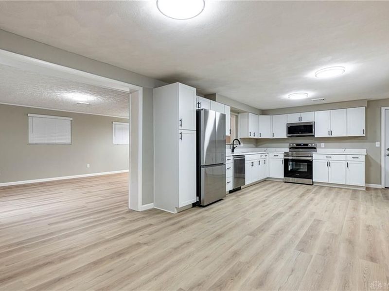6546 Durban Road, Washington Township, OH 45459 Photo 4