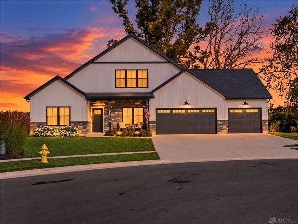 5554 Provemont Court, Tipp City, OH 45371