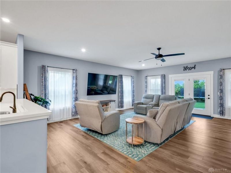 5554 Provemont Court, Tipp City, OH 45371 Photo 11