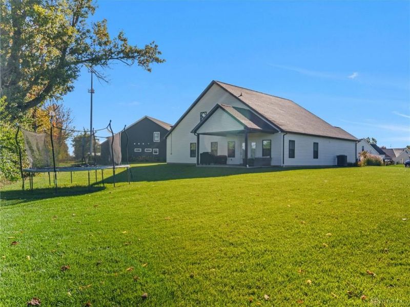 5554 Provemont Court, Tipp City, OH 45371 Photo 46