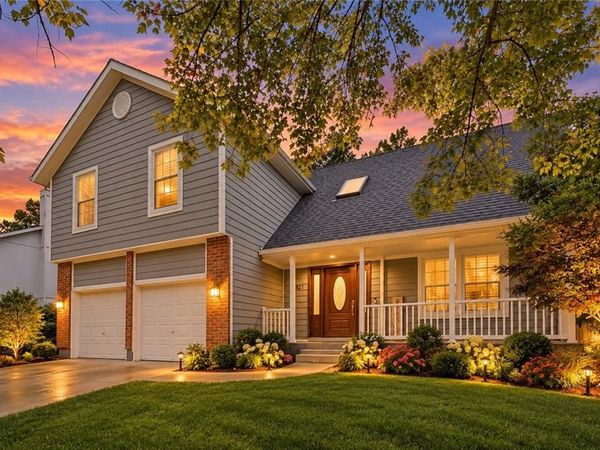 15821 Horton Court, Overland Park, KS 66223