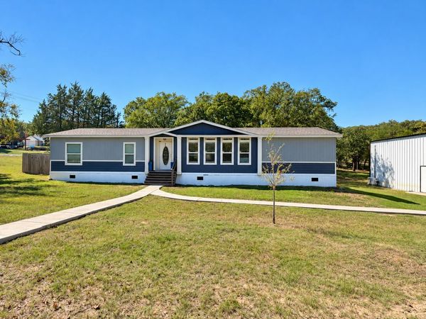 1125 Countrywood Drive , Ardmore, OK 73401