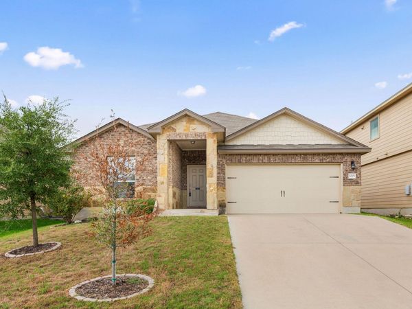 1005 Ibis Falls LOOP, Jarrell, TX 76537
