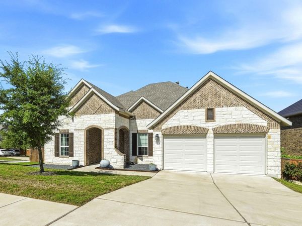 7024 Halesboro DR, Austin, TX 78736