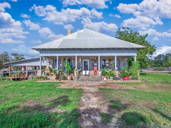 7866 County Road 404 , Spicewood, TX 78669