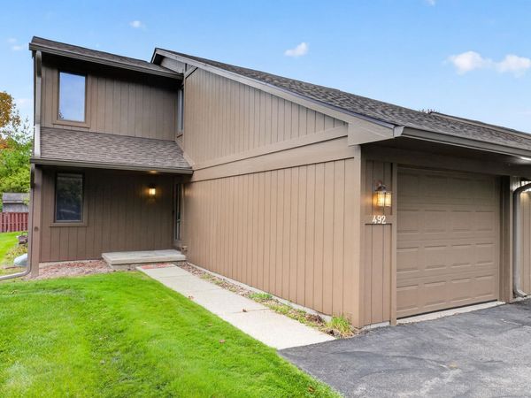 492 Park Place, Saline, MI 48176