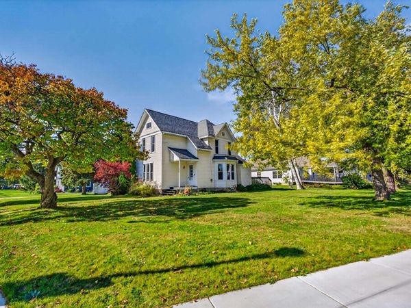 302 W Main Street, Brooklyn, WI 53521