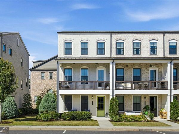 136 Harlow Circle, Roswell, GA 30076