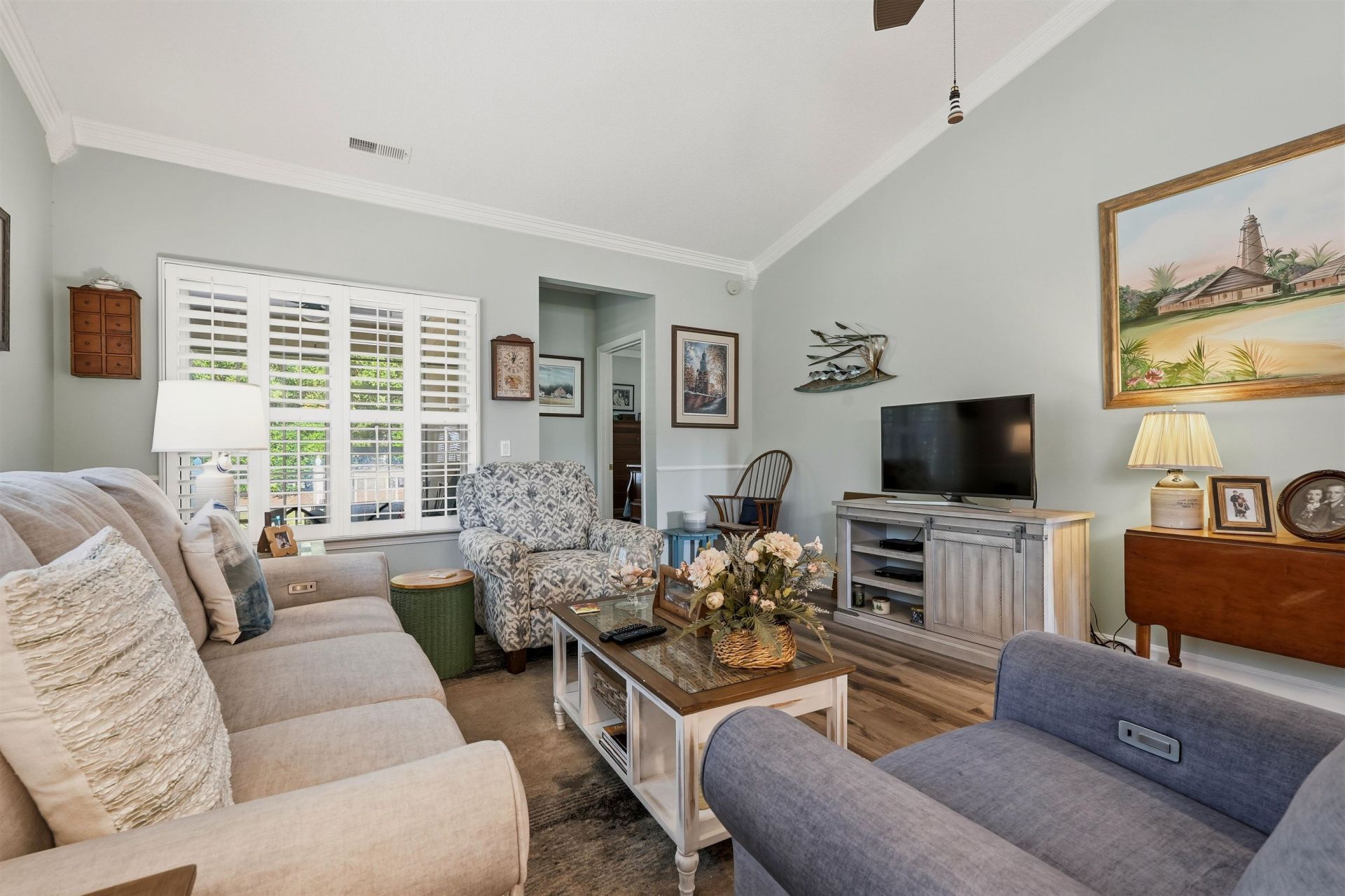 4509 Lightkeepers Way  Photo 4