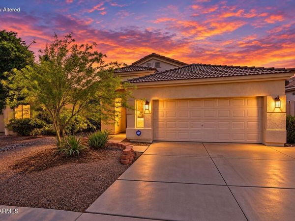 1519 E MICHELLE Drive, Phoenix, AZ 85022