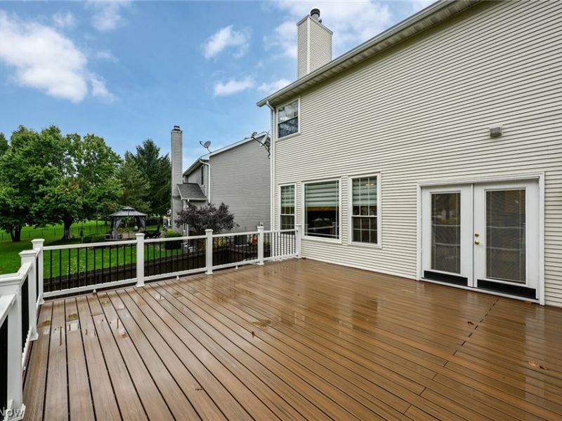 230 Bridgehampton Drive, Medina, OH 44256 Photo 12