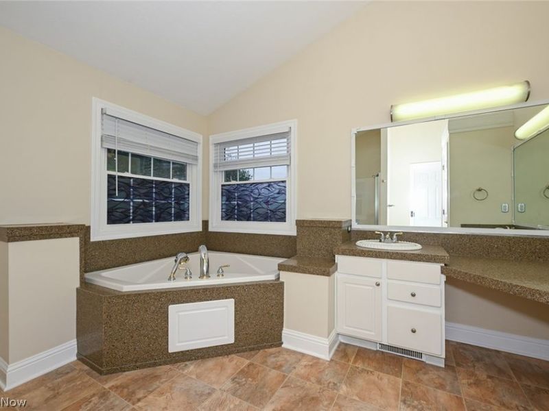 230 Bridgehampton Drive, Medina, OH 44256 Photo 32