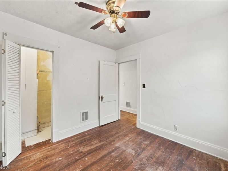 4018 Gifford Avenue, Cleveland, OH 44109 Photo 17